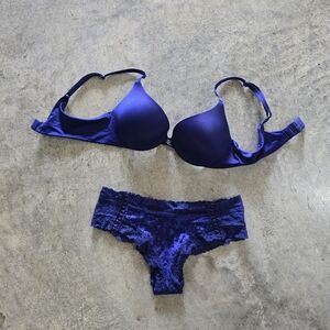 Combo Victoria's Secret Blue Push Up Bra And Bottom